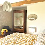 Ambre A La Rochelle * Vergne